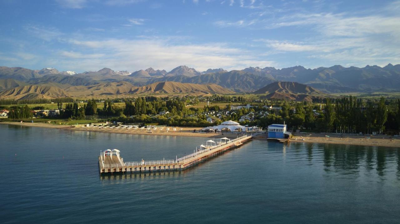 Kapriz Issyk Kul Resort โชลปอน-อาตา ภายนอก รูปภาพ